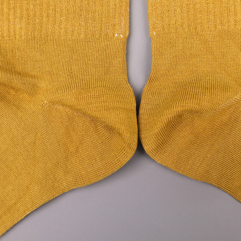 Mäkký hodvábny nylon pokrytý čpavkom 2 horizontálne pásiky a vystužené ručne šité dámske ponožky WSD1536